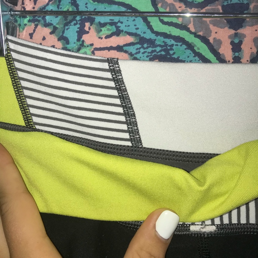 Lululemon Flared Black Pants w Reversible Band